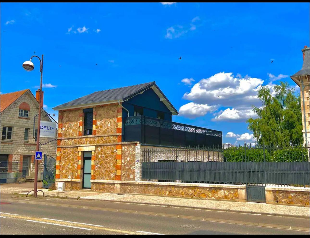 La Maison Du Faubourg Jacuzzi Vitry-le-François Εξωτερικό φωτογραφία